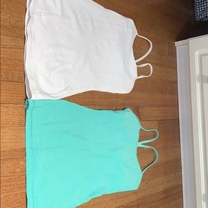 Lululemon fitted tanks